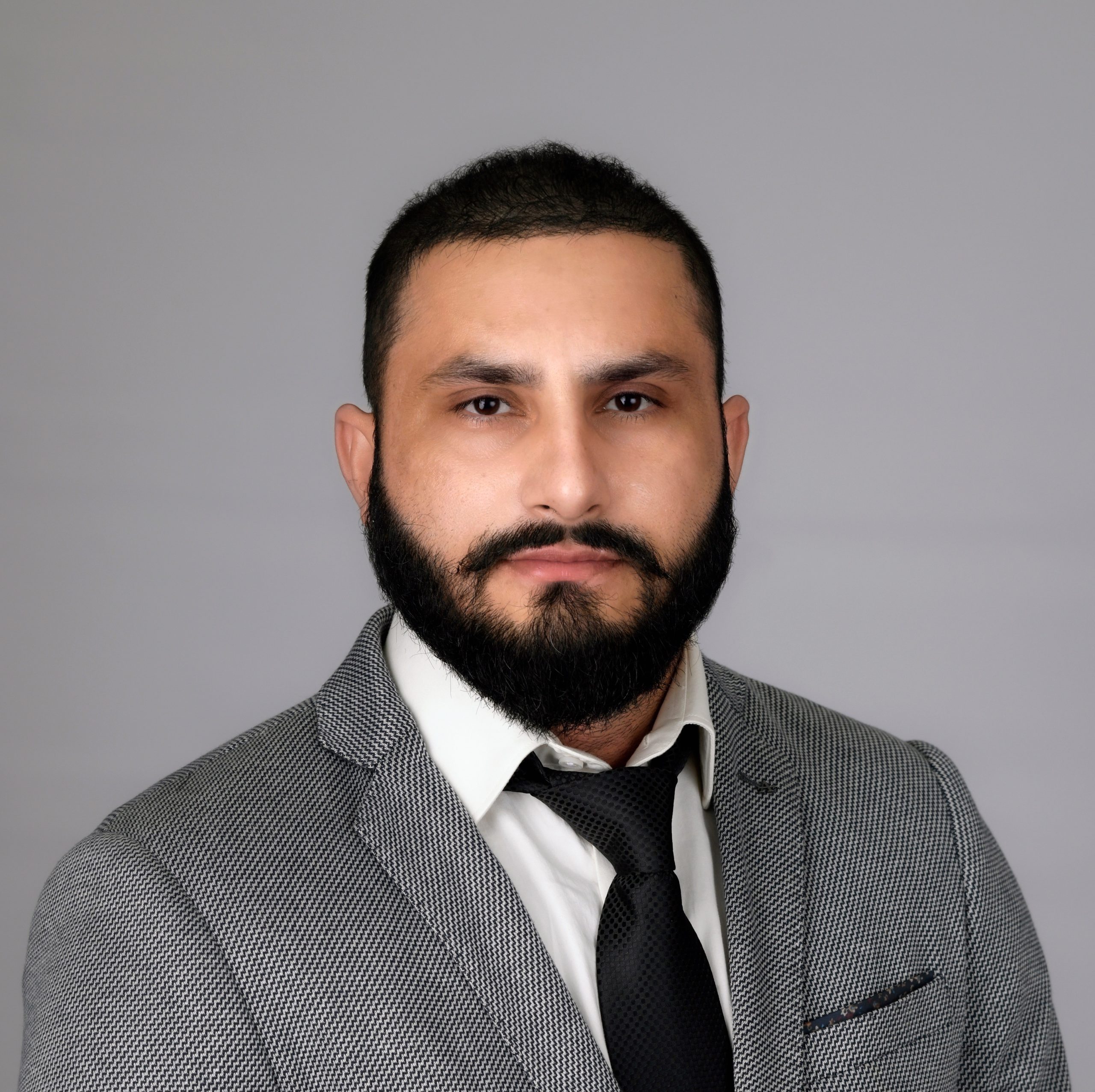 Yudhbir Gill 的候选人照片